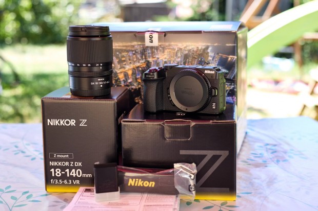 Nikon Z30 + Nikkor Z DX 18-140mm objektv j llapotban, garancival