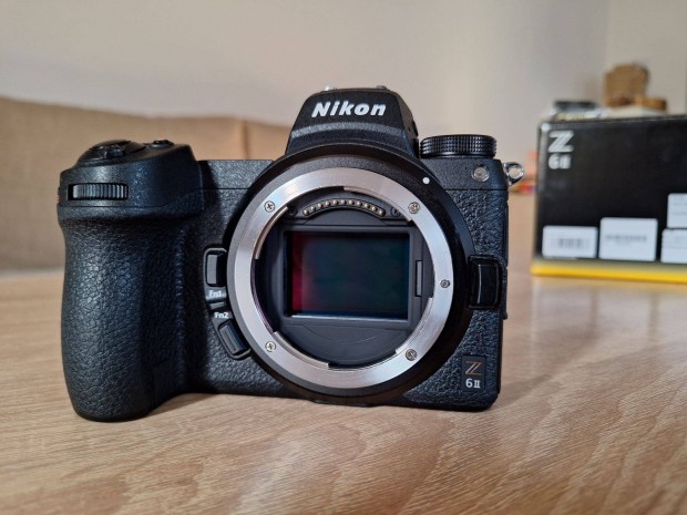 Nikon Z6II vz - minden tartozkval