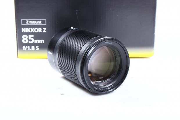 Nikon Z 1.8 85mm S objektív