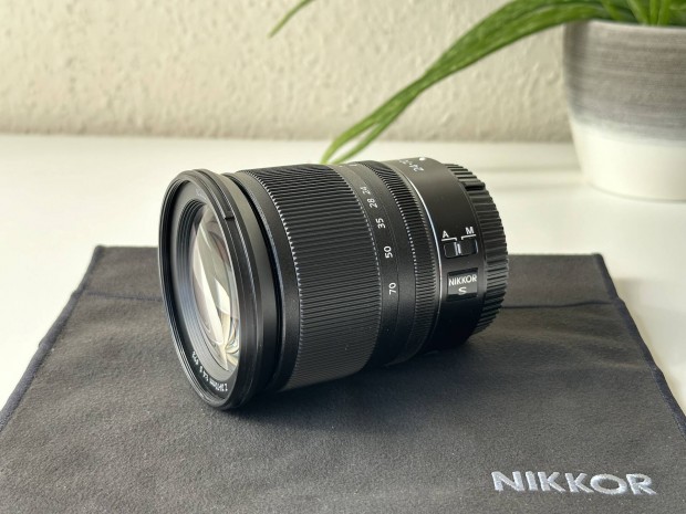 Nikon Z 24-70 S f4 objektv