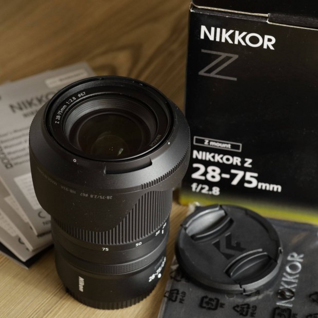 Nikon Z 28-75mm f/2.8 Nikkor zoom objektv 28-75 2.8