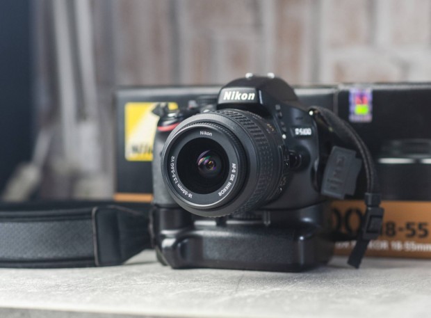 Nikon d5100 + 18-55mm VR objektv 