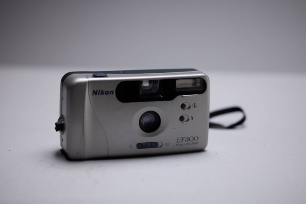 Nikon ef 300