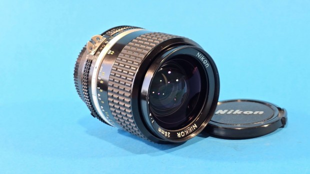 Nikon nikkor 2/28mm ais objektv 28mm f2