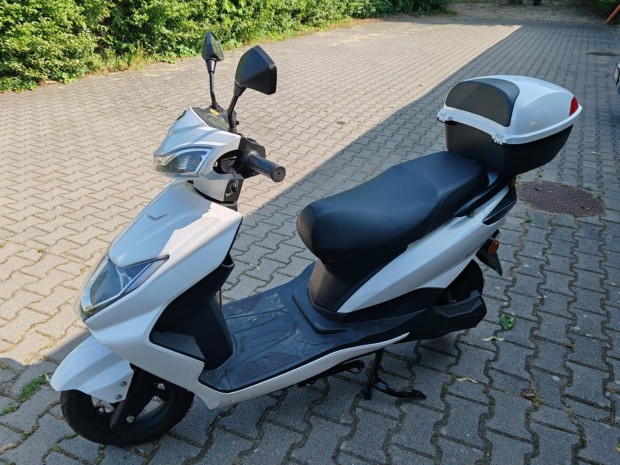 Nincs benzin kltsg!