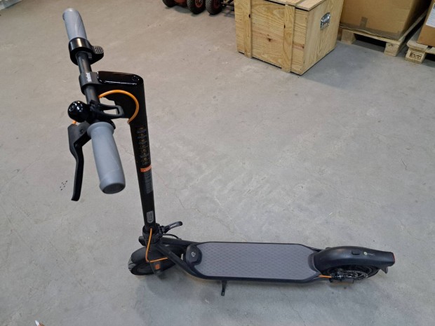 Ninebot F30E elektromos roller