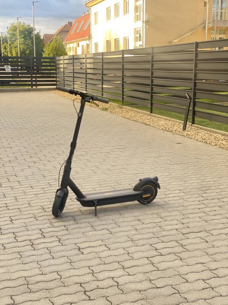 Ninebot G30 Elektromos roller