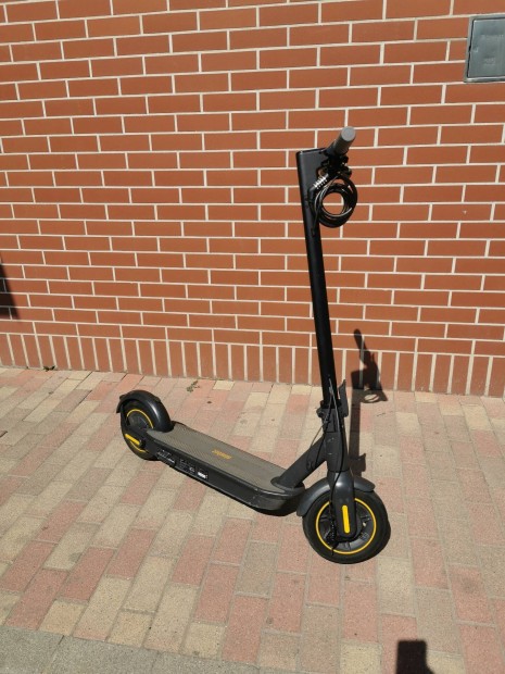 Ninebot G30 Max 65km gyári hatótáv