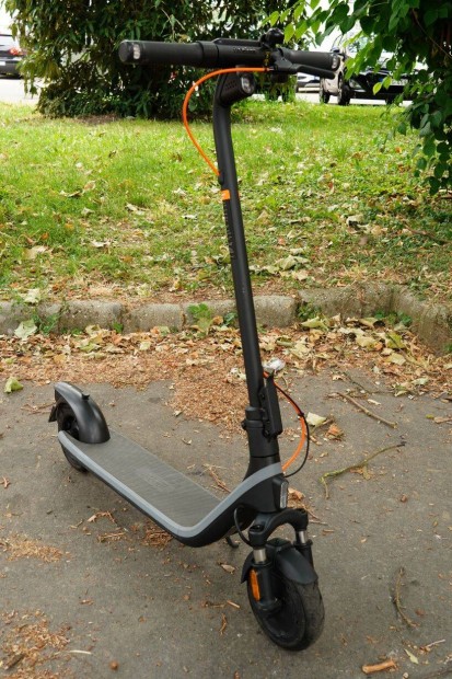 Ninebot Kickscooter E2 Plus E II Elektromos Roller