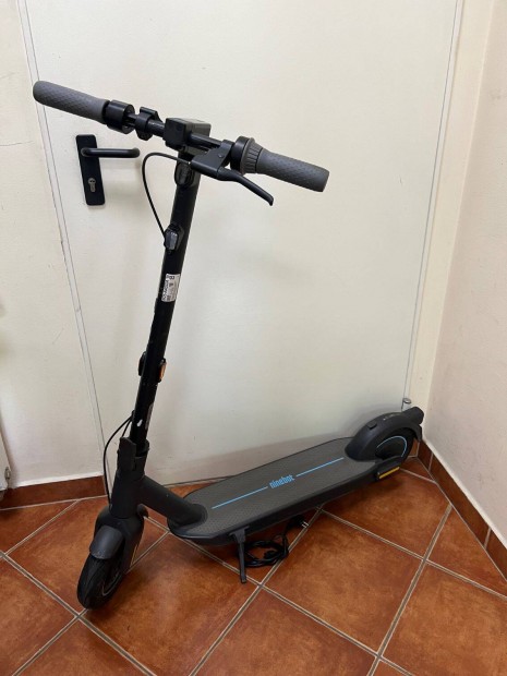 Ninebot Max G30D2 elektromos roller