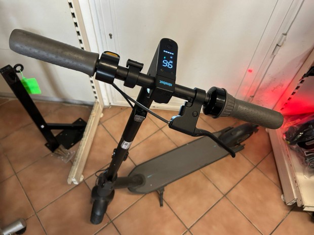 Ninebot Max G30D II elektromos roller
