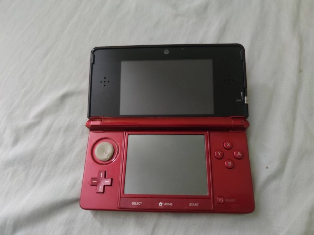 Nintendo 3DS Piros, tltvel