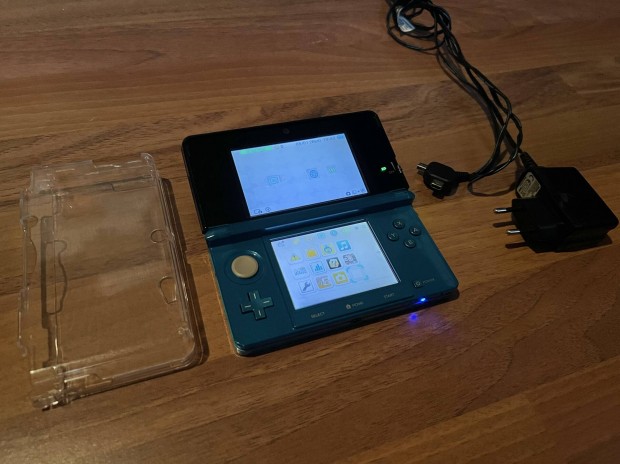 Nintendo 3DS konzol