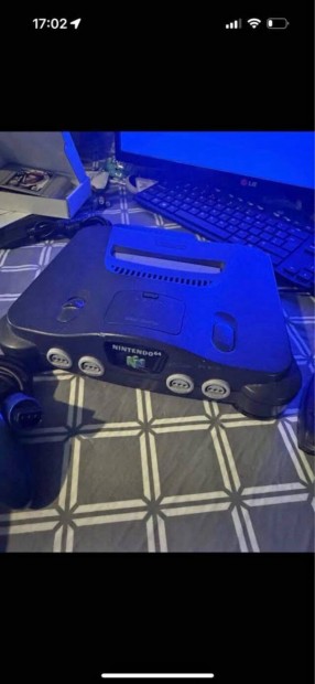 Nintendo 64 tartozkokkal