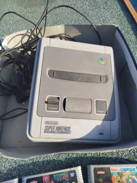 Nintendo 7db játékkal