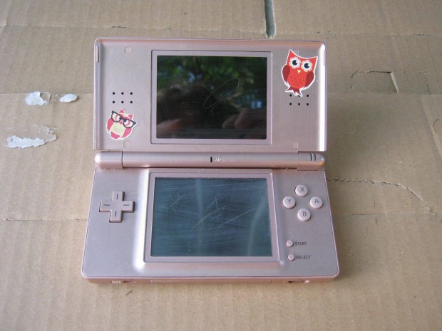 Nintendo DS Lite játékgép
