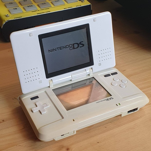 Nintendo DS R4 krtyval