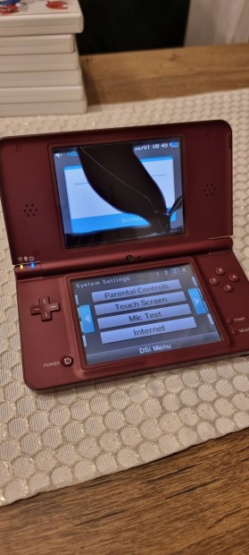 Nintendo DSi XL