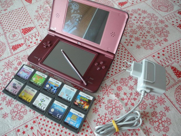 Nintendo DSi XL új állapotban eladó!