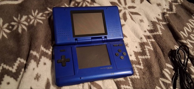 Nintendo Ds elad