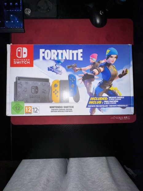 Nintendo Switch Console Fortnite Wildcat Bundle Limited Edition