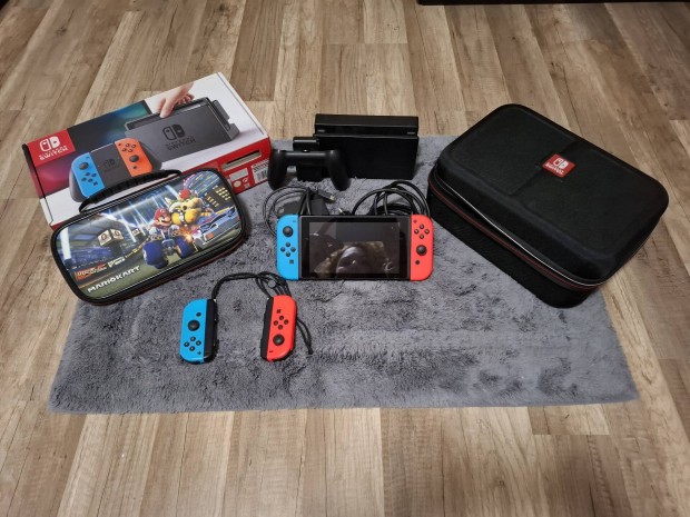 Nintendo Switch Konzol + 1 pr Joy CON+ ris utaz doboz!