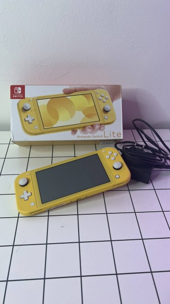 Nintendo Switch Lite Yellow