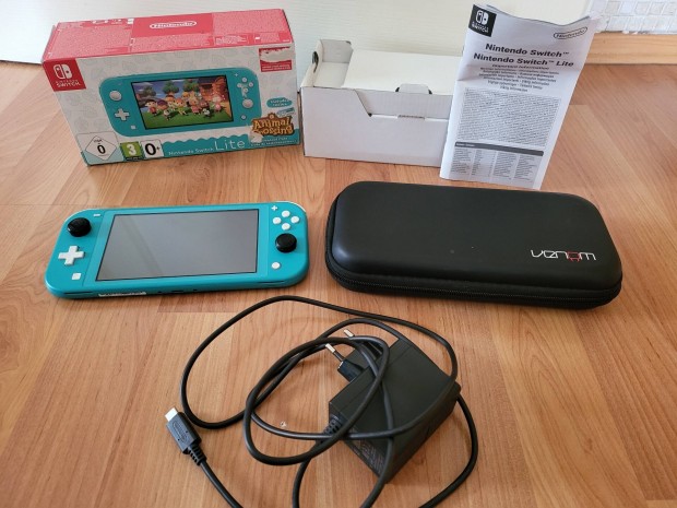 Nintendo Switch Lite játék konzol szép állapotban!