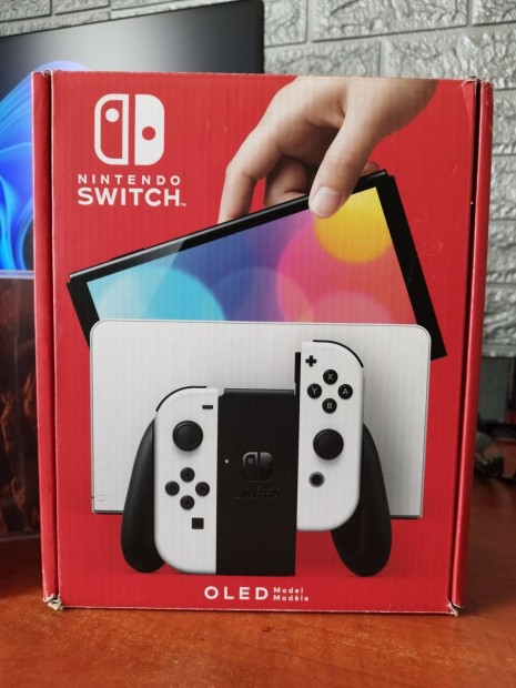 Nintendo Switch OLED Model + 1 Játék