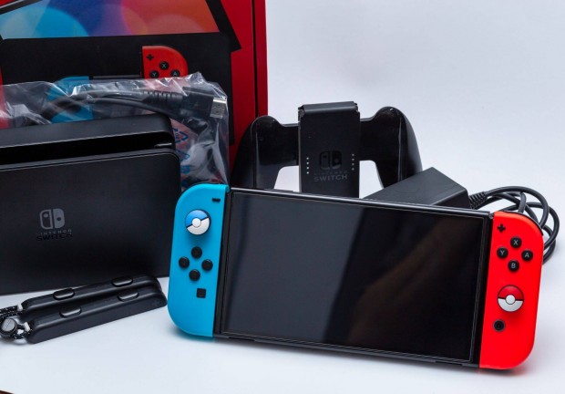 Nintendo Switch OLED kiegsztkkel