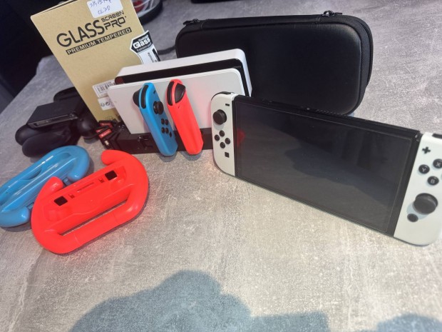 Nintendo Switch Oled sok tartozkkal jtkokkal