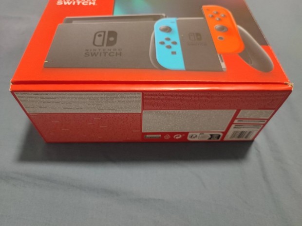 Nintendo Switch + 1 jtk s kiegsztk