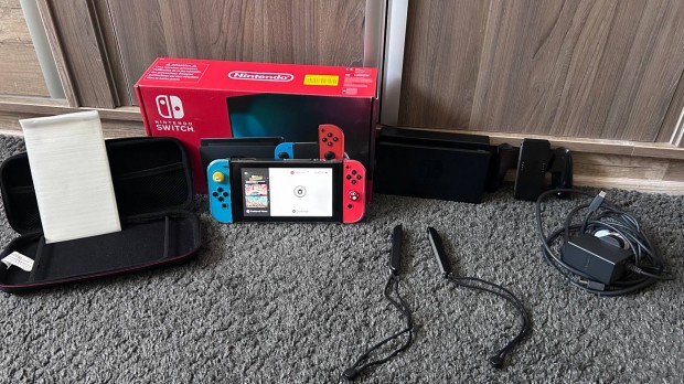 Nintendo Switch + tartozékok