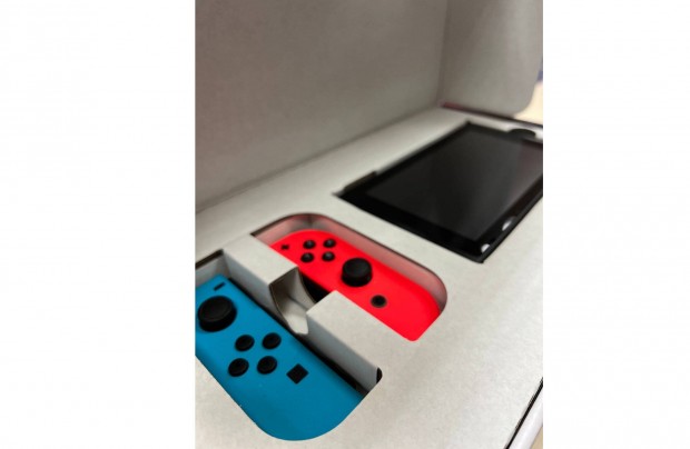 Nintendo Switch kk-piros joy-con prral, 3 hnap garancia, boltbl