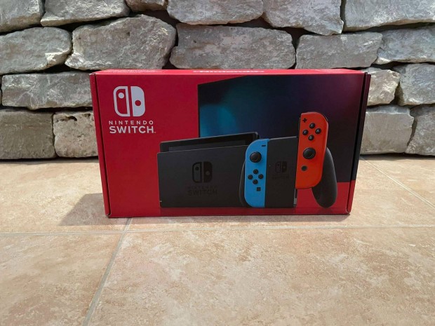 Nintendo Switch kk-piros joy-con prral kifogstalan llapotban elad