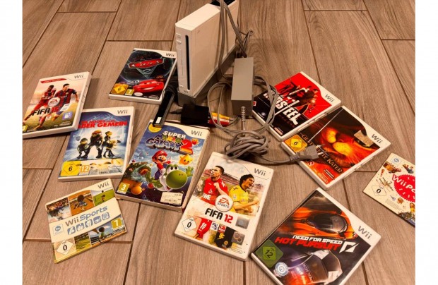Nintendo Wii játék konzol + játékok egyben