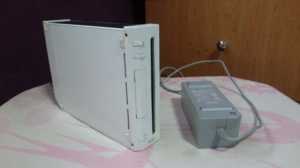 Nintendo Wii jtk konzol, tpegysg, hlzati adapter