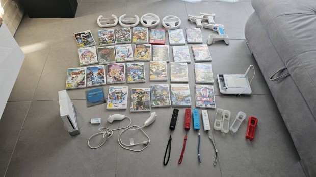 Nintendo Wii jtkokkal s kiegsztkkel XXL Pack