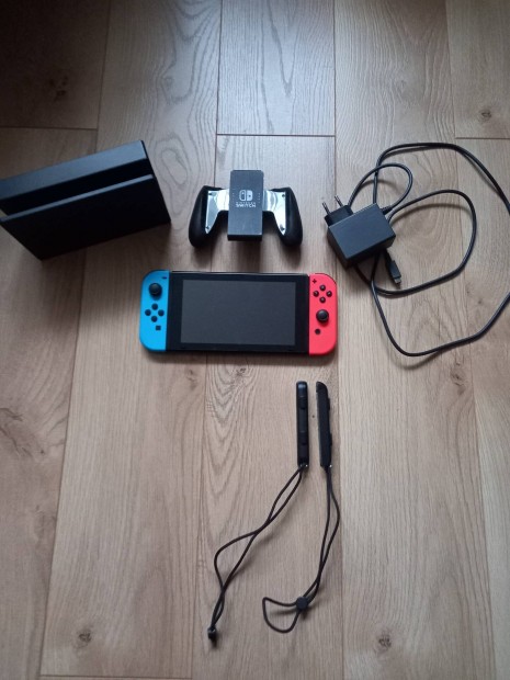 Nintendo switch V2 Fortnite jtkkal teleptve