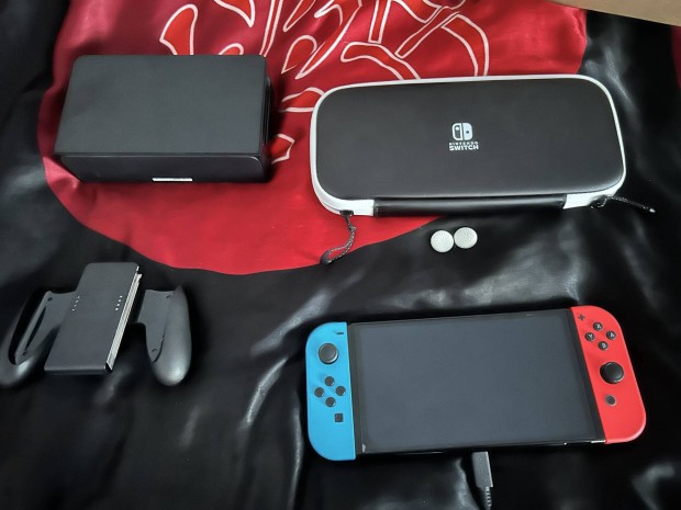 Nintendo switch oled + ajndk tok