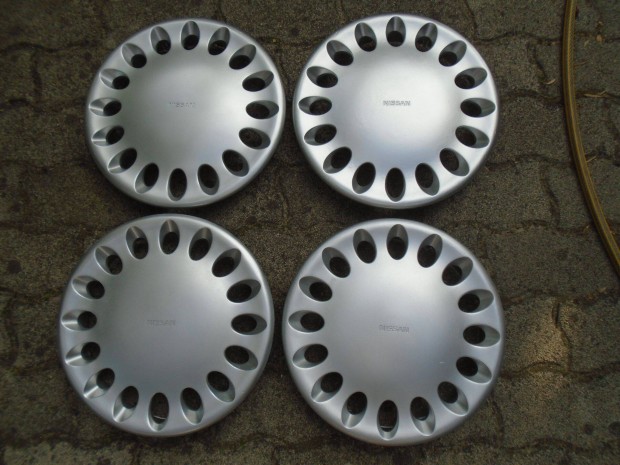 Nissan 13" rgi gyri dsztrcsa garnitra