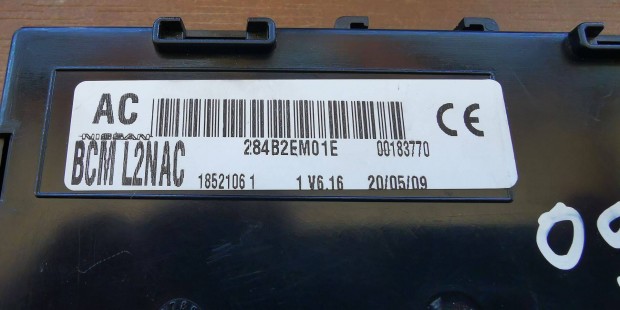 Nissan 284B2EM01E Johnson Controls Bcml2NAC, komfort elektronika