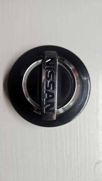 Nissan 4db eredeti alufelni kupak
