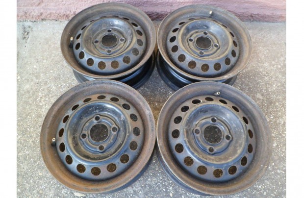 Nissan 4x100 R13 lemezfelni