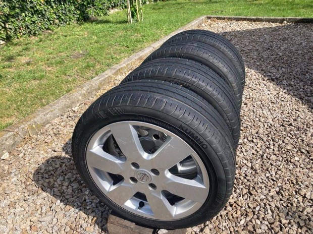 Nissan 4x100 alufelni Kumho 185/50 R16 gumikkal