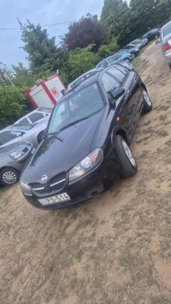 Nissan Almera 1.5 Acenta Plus (P2)