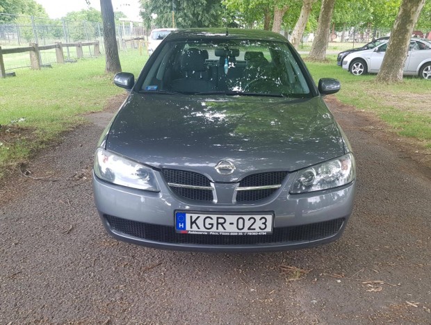 Nissan Almera 1.5 Visia AC