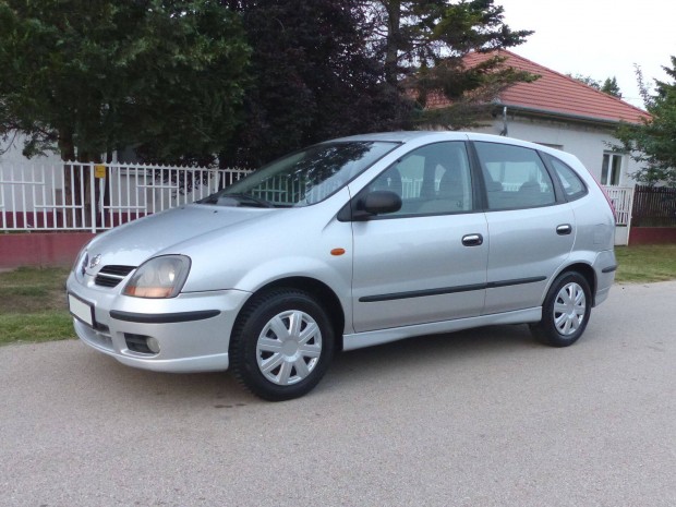 Nissan Almera 2.2 Di Kitn llapotban,tgas beltrrel elad