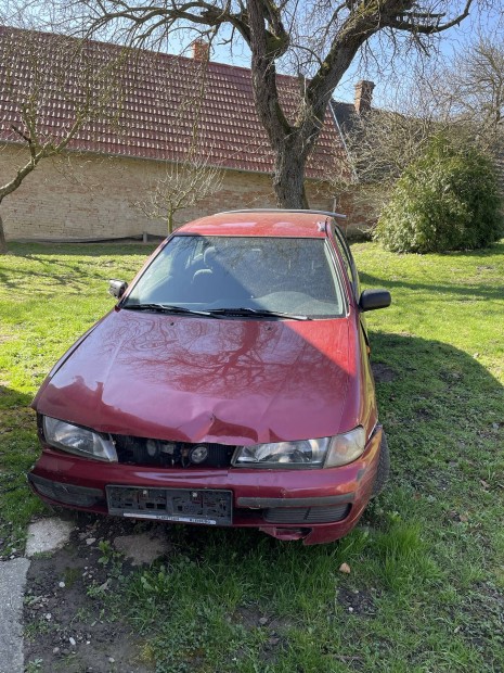 Nissan Almera N15 1.4i 1995 alkatreszek
