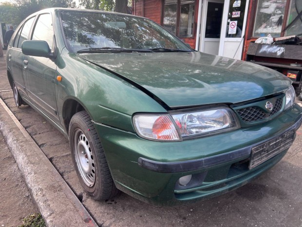 Nissan Almera N15 (2000) 1.4i GA14 Alkatrészek #M3187